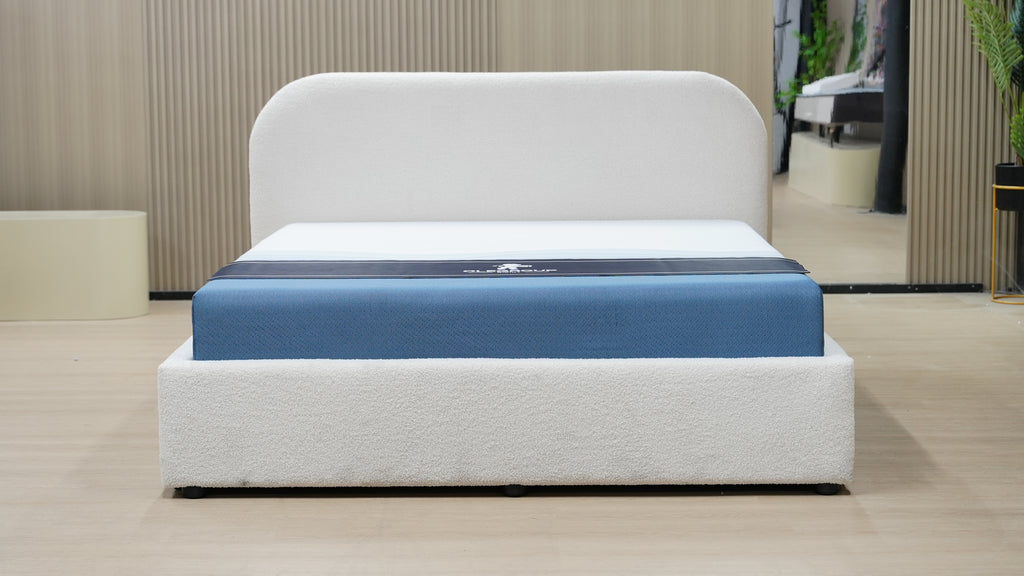 מיטה דגם"קלאוד"